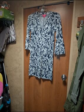 Lilly Pulitzer Navy and White Flocking to Paradise Midi Dress